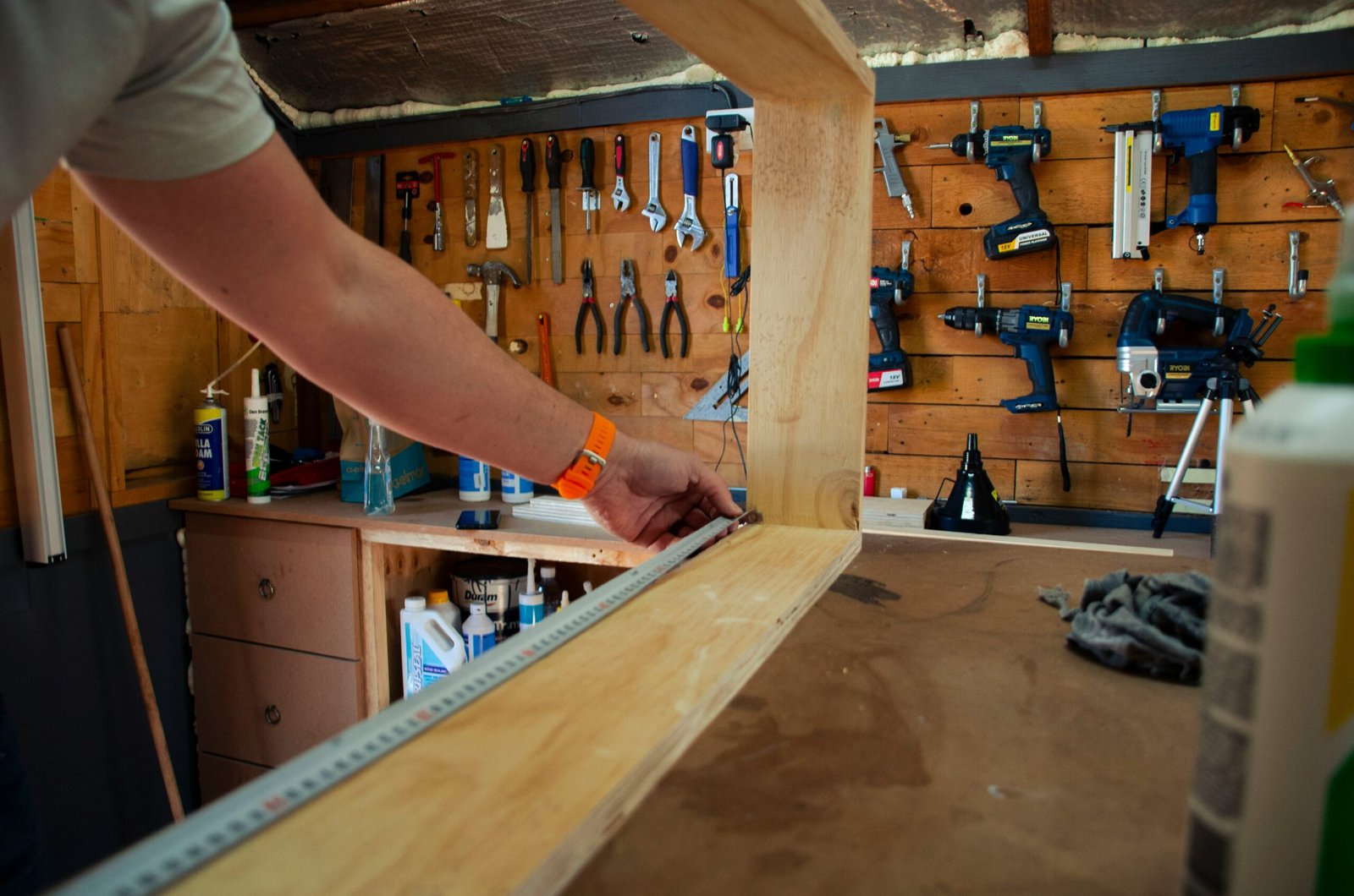 Furniture assembly